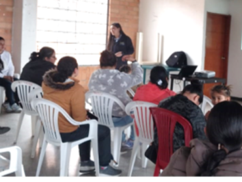 La Energía del Amor llega a los hogares comunitarios del barrio La Estancia